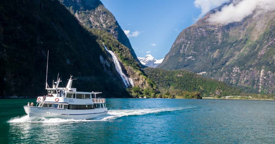 Milford Sound: Boutique Small-Boat Cruise - Waterfalls are the main event