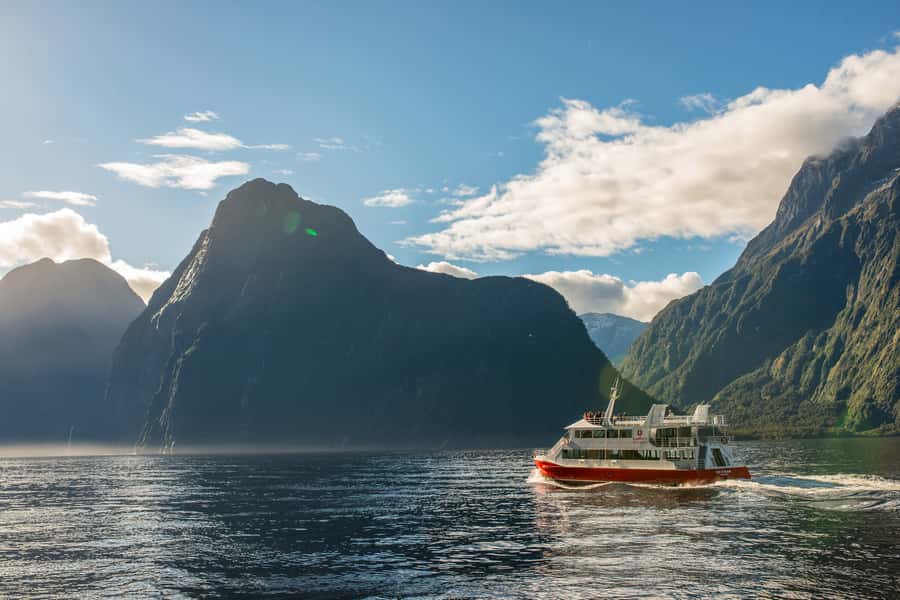 Milford Sound: Nature Cruise - Grand Views & Optional Lunch - From Milford Sound Visitor Centre to Mitre Peak