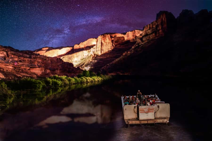 Moab: Colorado River Dinner Cruise with Music and Light Show - Starting beside the Colorado River north of Moab