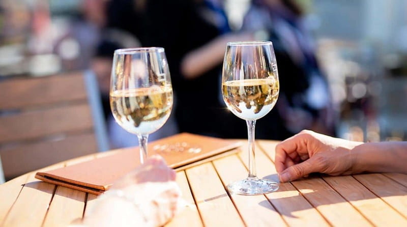 Montréal: 3 or 5-Course Dinner Cruise with DJ & Dancing - Practical tips for a smoother evening