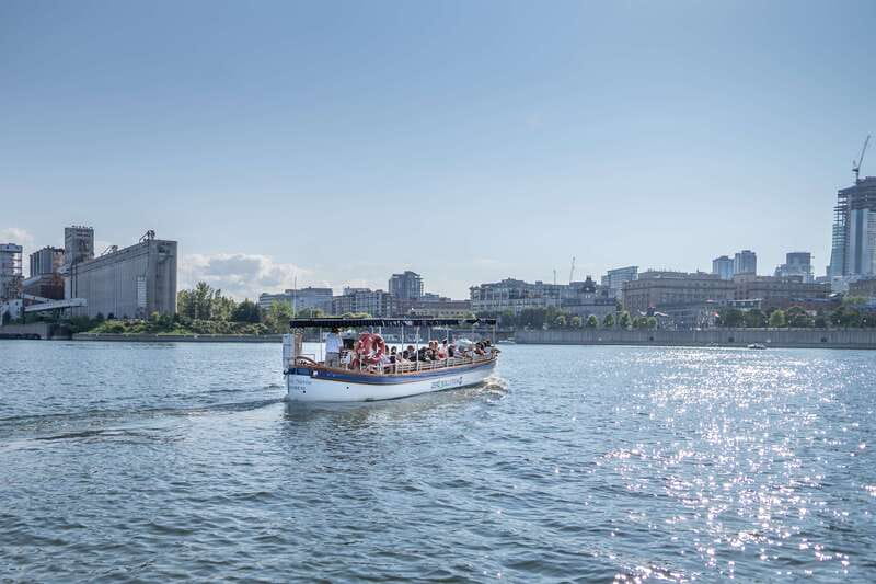 Montreal: Electric Boat Cruise with Onboard Drinks - Who Will Enjoy This Cruise Most