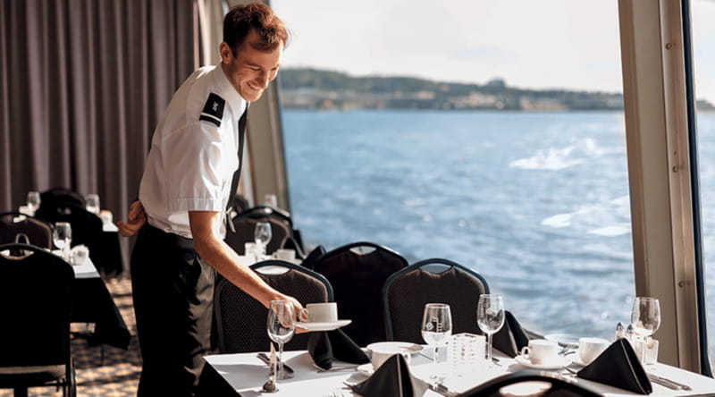 Montréal: Weekend River Brunch Cruise - Who should book this brunch cruise?