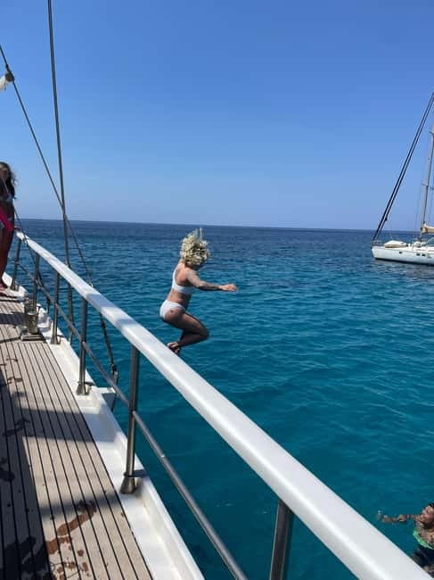 Mykonos: Delos and Rhenia Islands Cruise with BBQ Meal - Who will enjoy this cruise most