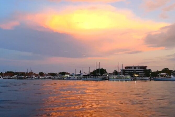 Nassau: Sunset Dinner Cruise - Dinner with a Bahamian barbecue flavor