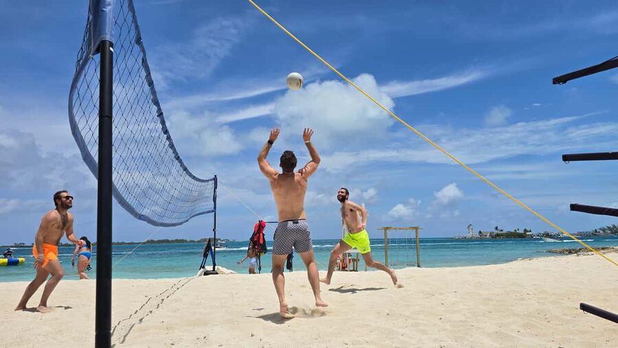 Nassau: Swimming Pigs, Snorkeling, Lunch, & Beach Boat Tour - Lunch, Rum Punch, and the Practical Value