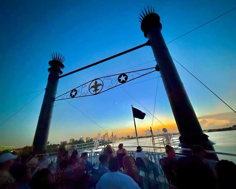 New Orleans: Evening Steamboat Jazz Cruise + Optional Dinner - The Dukes of Dixieland bring the New Orleans sound
