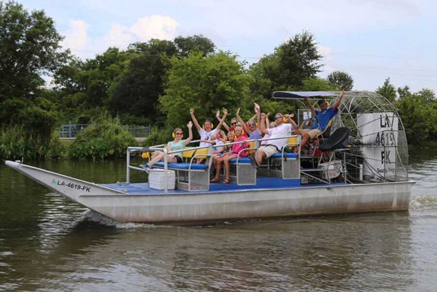 New Orleans: High Speed 16 Passenger Airboat Ride - Booking details that matter