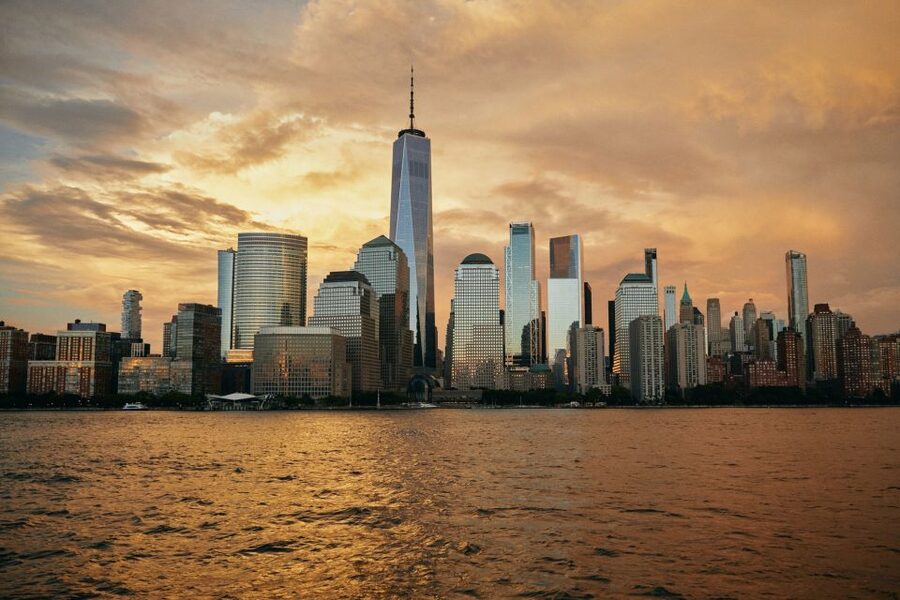 New York City: Gourmet Dinner Cruise with Live Music - The essential details at a glance