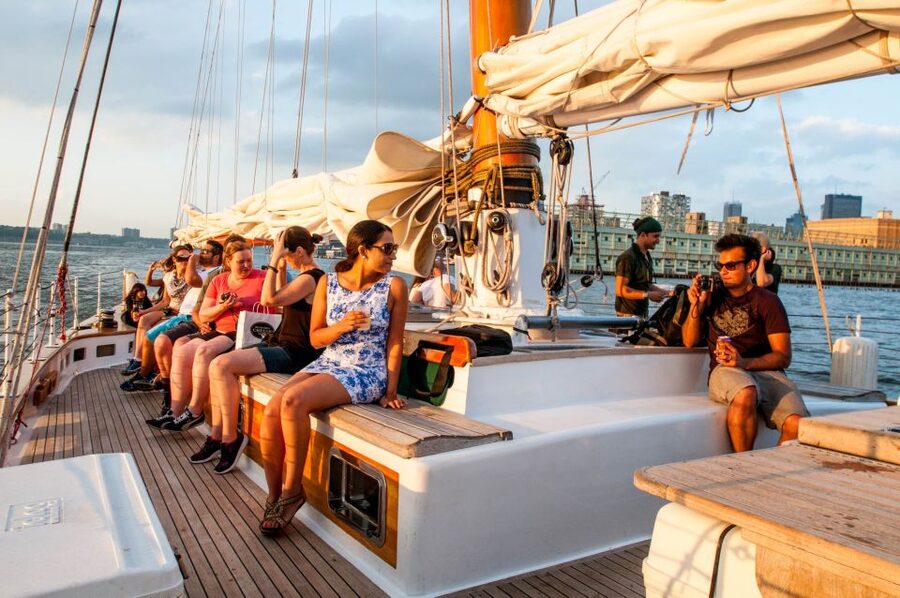 New York City: Sunset Sail Aboard a Schooner - Heading south along the Hudson River