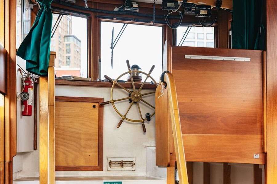 New York City: Sunset Yacht Cruise - Governor’s Island, Ellis Island, and Lady Liberty
