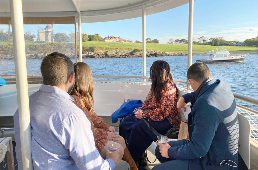 Newport, Rhode Island: Scenic Narragansett Bay Cruise - The guides make the difference