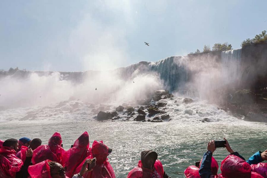 Niagara Falls: Early Access Boat & Journey Behind the Falls - Should you book it?