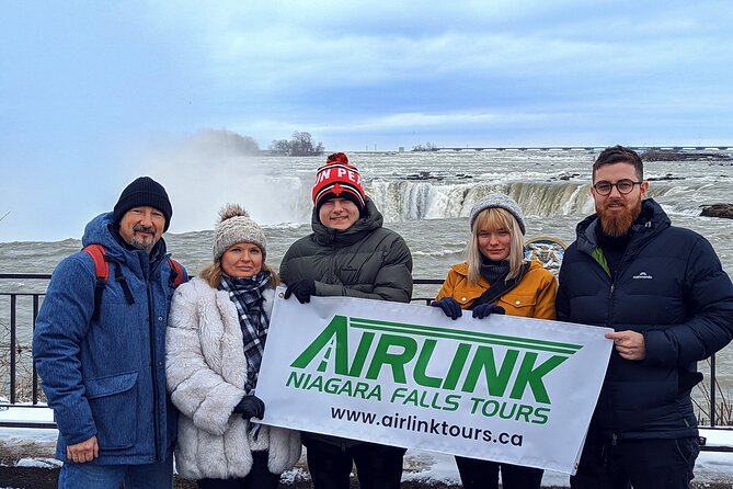 Niagara Falls from Toronto: Skip-the-Line Boat & Skylon Tower - Maple syrup, chocolate, and a very practical food stop