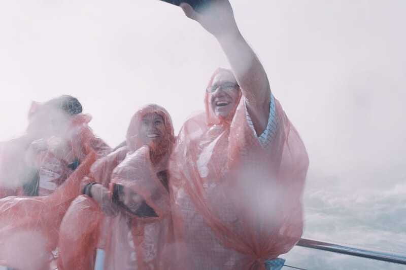 Niagara Falls, ON: Helicopter Ride with Boat & Skylon Lunch - My final recommendation