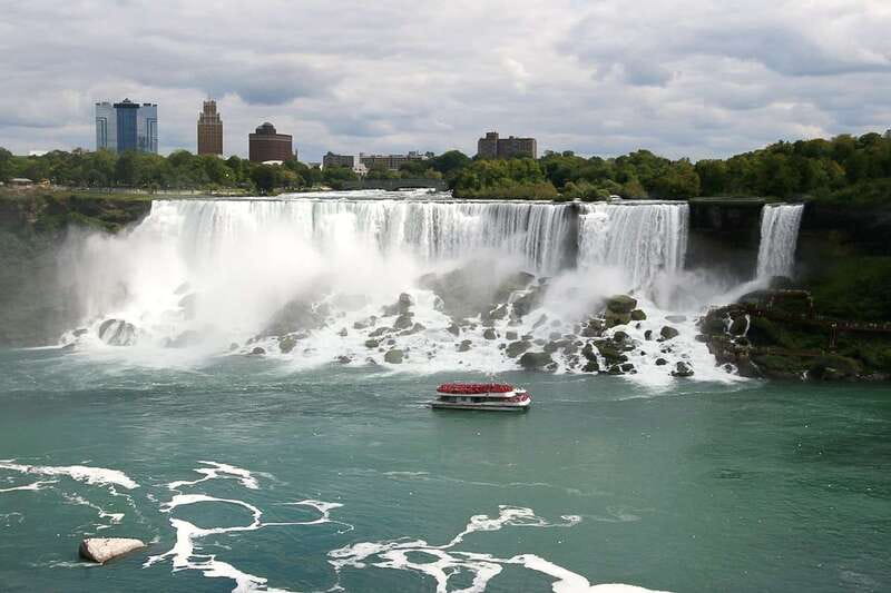 Niagara Falls, ON: Helicopter Ride with Boat & Skylon Lunch - Voyage to the Falls: expect spray, noise, and a closer look