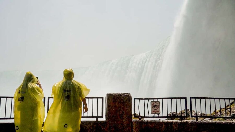 Niagara Falls: Premium Tour, Boat & Journey Behind the Falls - Dufferin Islands, the control dam, and the Old Scow