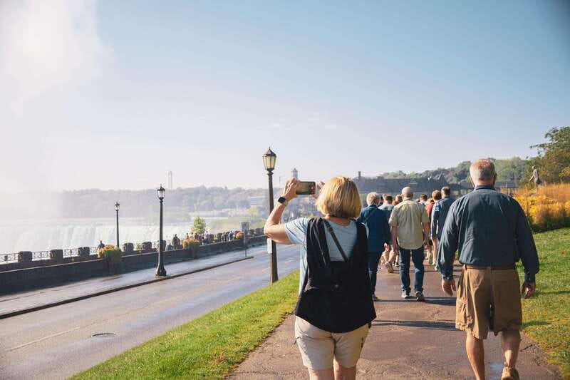 Niagara Falls Tour: Boat Ride, Journey Behind Falls and more - The best way to see Niagara Falls in one morning