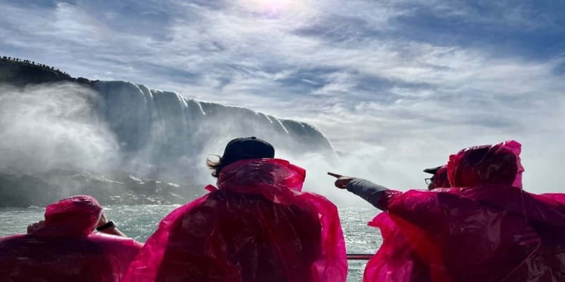 Niagara Falls Tour: Skylon, Journey Behind Falls & Boat Ride - Winter alternatives from January through April