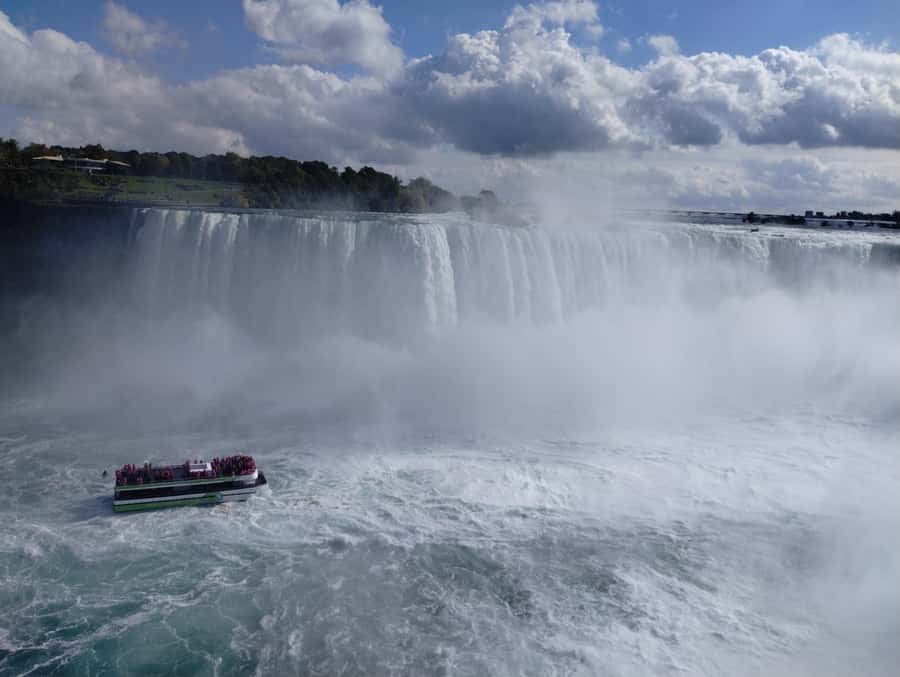 Niagra Falls, USA Side: Boat, Cave and Shuttle pass Tour - Trolley rides and the practical side of Goat Island