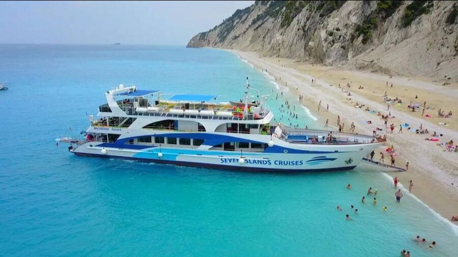 Nidri daily cruise in the Ionian with Makedonia Palace - Porto Katsiki is mainly a picture stop