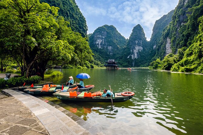 Ninh Binh Day Trip: Hoa Lu-Trang An/Tam Coc-Mua Cave-Cycling-Boat - Trang An, the day’s best scenery