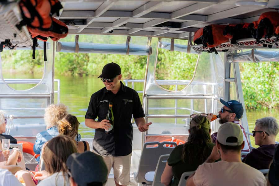 Noosa: Afternoon Cruise through the Noosa Everglades - Why the Noosa Everglades feel different
