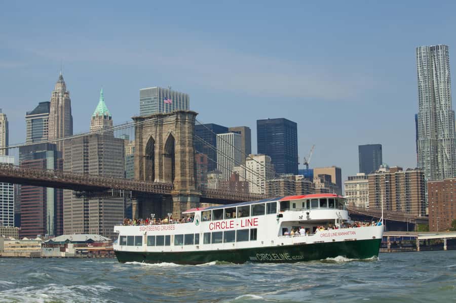 NYC: Circle Line 2.5 Hour Best of NYC Boat Cruise - Pier 83 and the first views from the Hudson