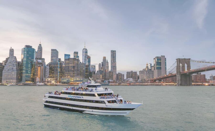 NYC: City Cruises Brunch, Lunch, or Dinner Buffet Cruise - Key points to know before booking