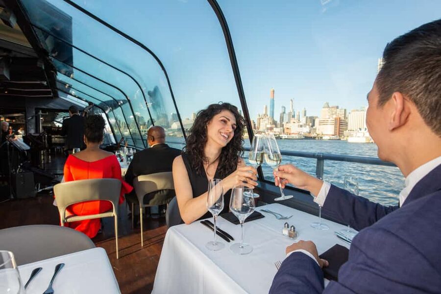 NYC: City Cruises Luxury Brunch, Lunch or Dinner Cruise - Governors Island and the Three Bridges