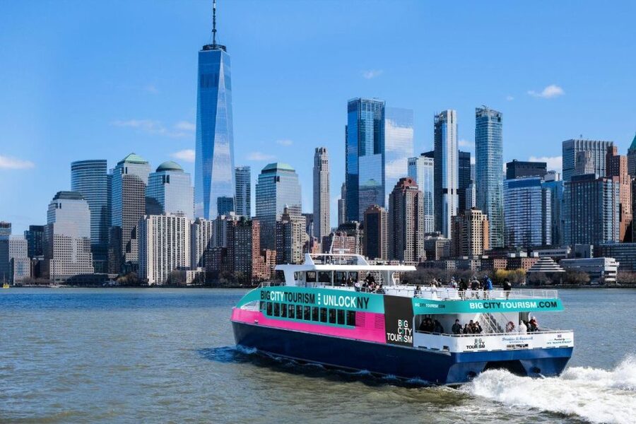 NYC: Manhattan & Statue of Liberty Cruise with Shuttle Bus - Key points to know before boarding