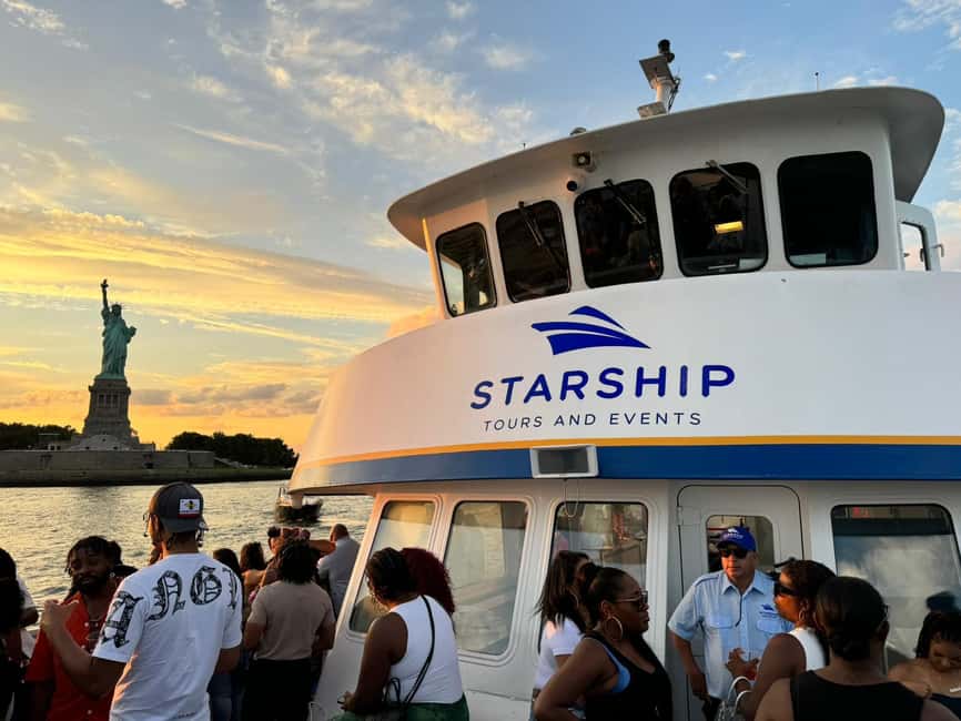 NYC: Starship Landmark 90 Minute Sightseeing Cruise - Why this cruise works well in a busy New York schedule