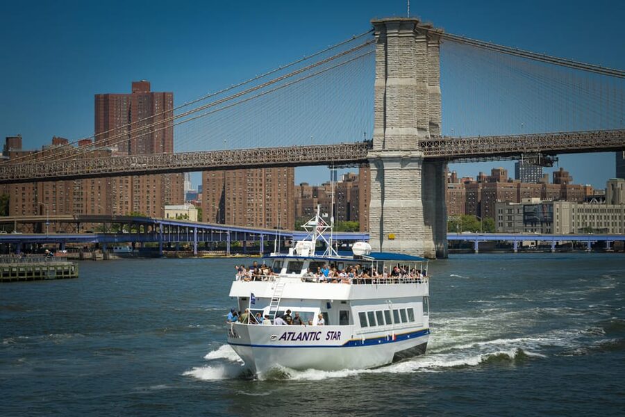 NYC: Starship Landmark 90 Minute Sightseeing Cruise - Returning past Chelsea and the High Line