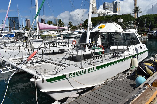 Oahu Catamaran Waikiki Sunset on 40 Foot Catamaran: Food and BYOB - Why Diamond Head looks different from the ocean