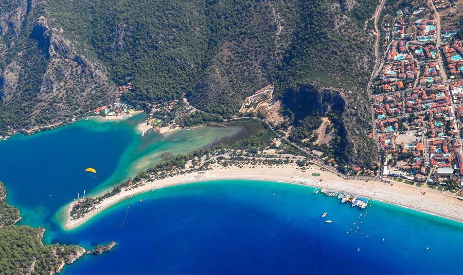 Ölüdeniz: Butterfly Valley Boat Trip with Buffet Lunch - What the crew and boat do well