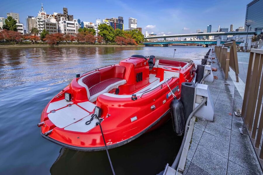 Osaka: Dotonbori's Bridges 20-Minute Cruise - When to ride for the best experience
