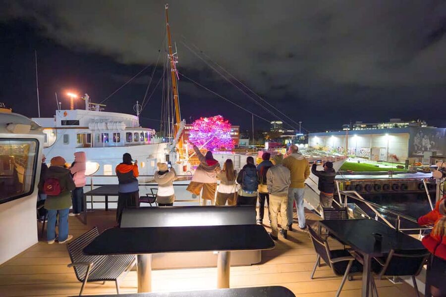 Oslo: 3-Course Dinner & Live Music Cruise on the Oslofjord - What the $156 price really buys