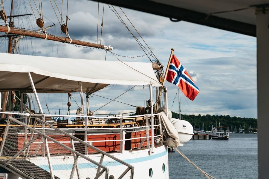 Oslo: Fjord Evening Cruise with Shrimp Buffet - Who will enjoy this Oslofjord cruise?