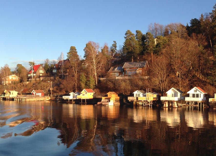 Oslo: Fjord Mini Cruise by Wooden Sailing Ship - A drink, a blanket, and a little Norwegian weather