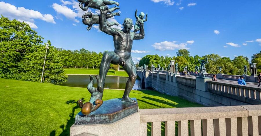 Oslo: Grand City Sightseeing Tour by Bus with Fjord Cruise - Who will enjoy this day most