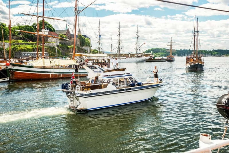 Oslo: Oslo Fjord Sightseeing Cruise by Sailing Ship - Comfort, seating, food, and the weather question
