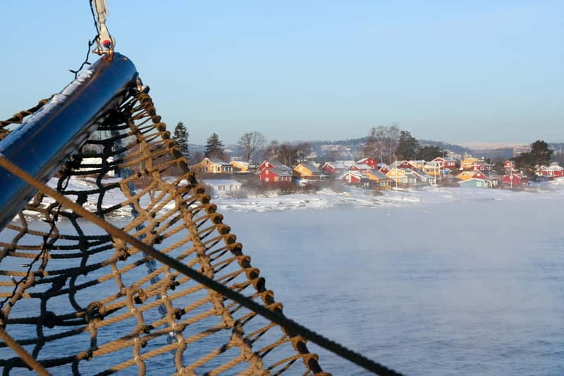 Oslo: Oslo Fjord Sightseeing Cruise by Sailing Ship - Winter sailing can be especially atmospheric