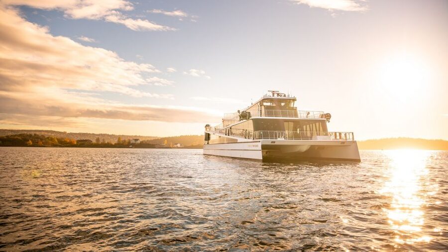 Oslo: Scenic Fjord Cruise with Audio Guide Commentary - Setting off opposite the Opera House