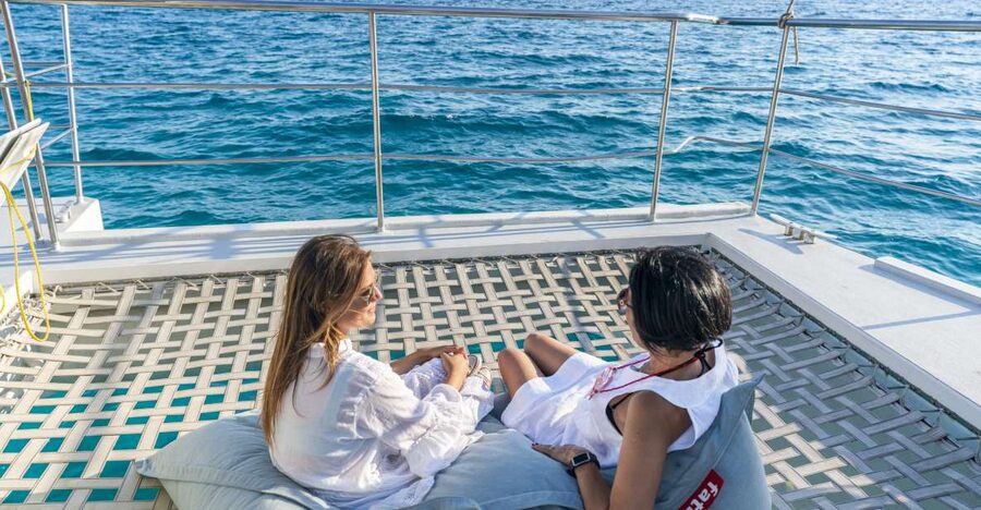 Palma: Catamaran Cruise with Swimming and Snorkelling - Palma Bay views on the way east