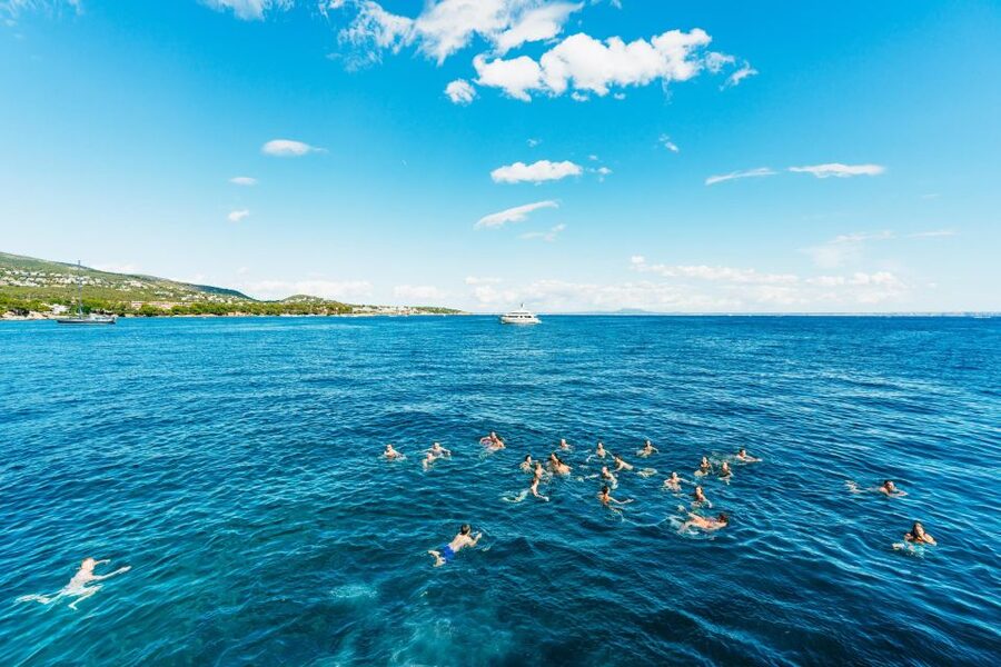 Palma de Mallorca: Daytime Cruise with Swim Stop - The swim stop and the jump into the Mediterranean