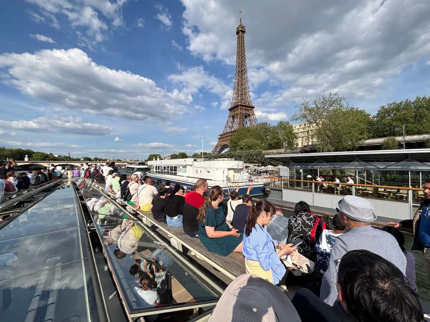 Paris: 1-Hour Seine Cruise departing from the Eiffel Tower - Daylight, sunset, or evening?