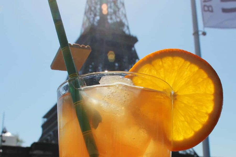 Paris: 1-Hour Sightseeing Cruise and 3-Course Bistro Dinner - Why this Paris package works well