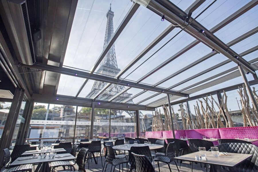 Paris: 1-Hour Sightseeing Cruise and 3-Course Bistro Dinner - What you see during the one-hour Seine cruise