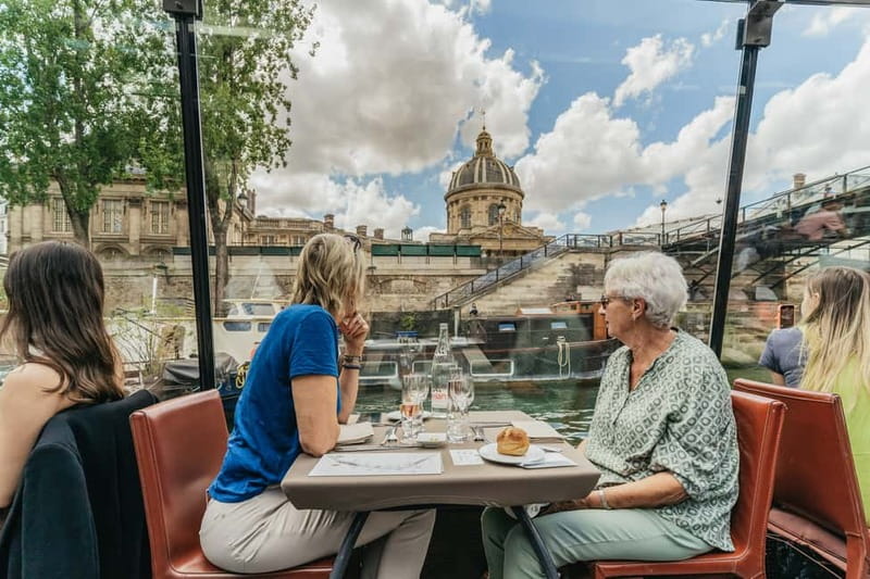 Paris: 2-Hour River Seine Lunch Cruise with 3-course-menu - Key points to know before booking