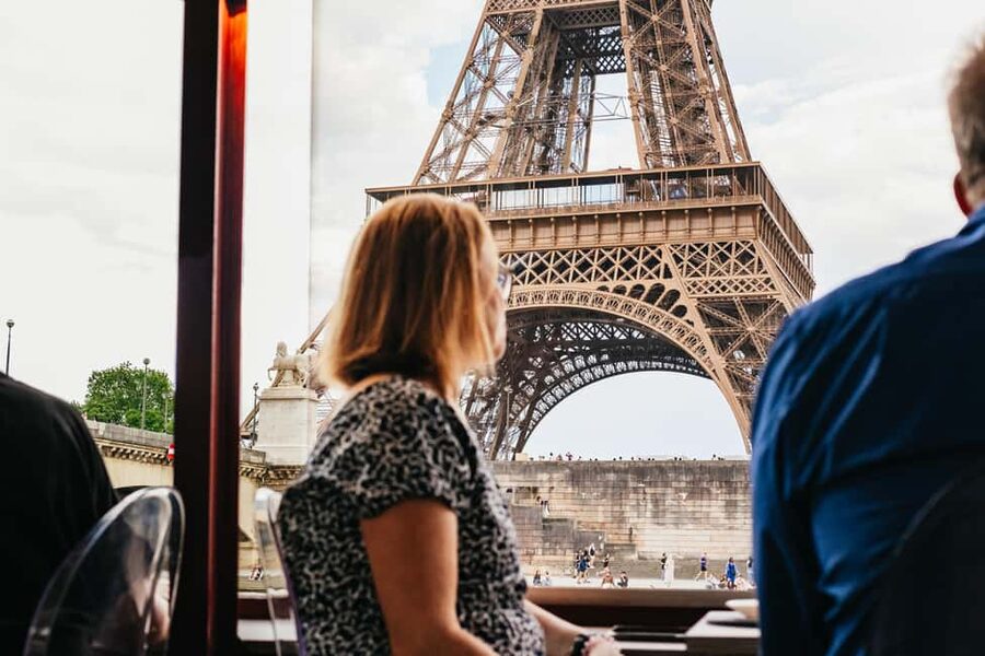 Paris: 3-Course Italian Meal Seine Cruise - Who will enjoy this most?