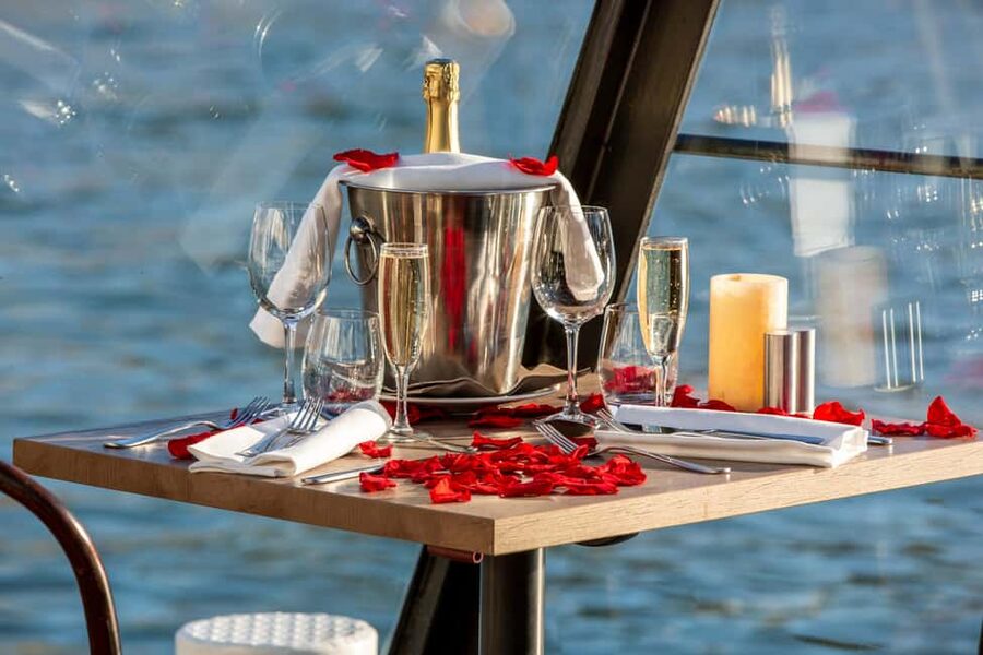 Paris: 3-Course Lunch Cruise on the River Seine - Practical tips for a smoother outing